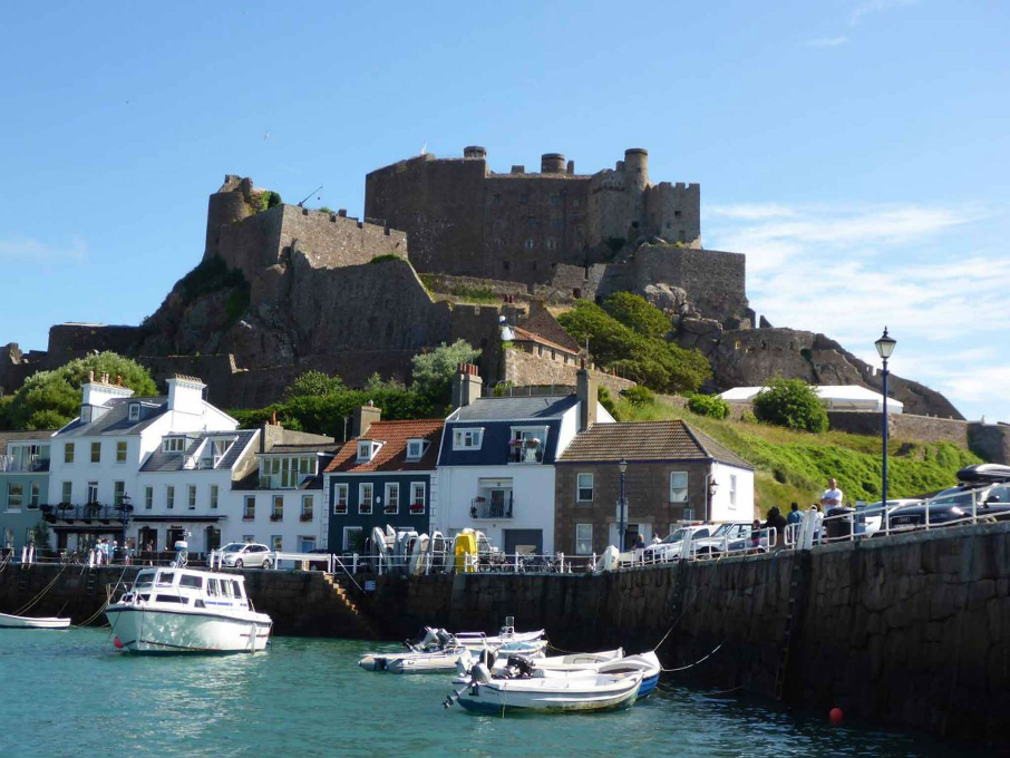 Brest Ouessant, Belle-Ile en Mer, l’île d’Yeu, Jersey et Guernesey